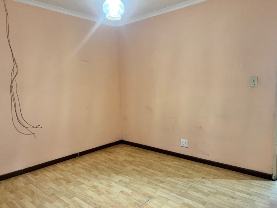 To Let 2 Bedroom Property for Rent in Palm Park Western Cape